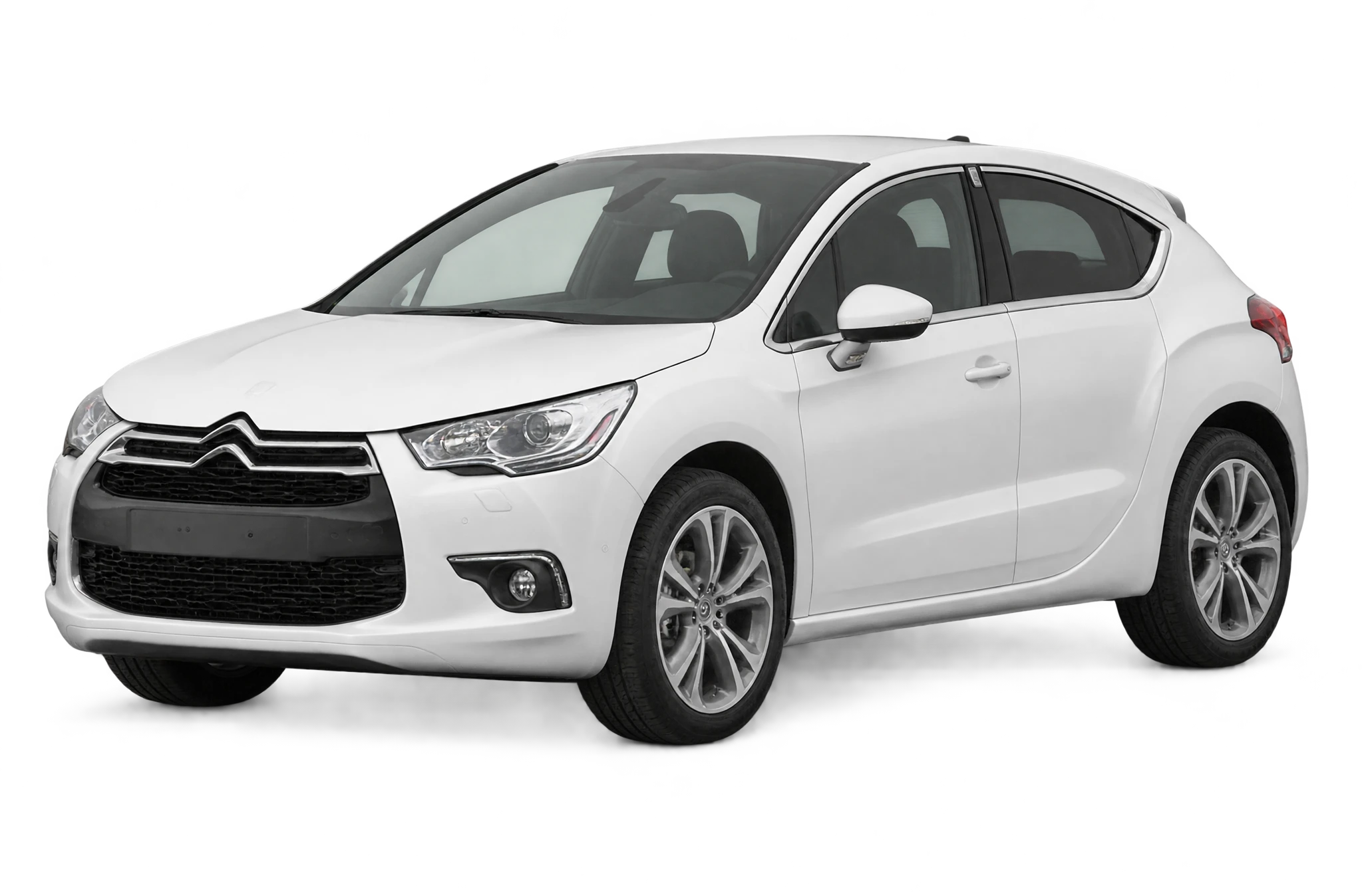 Citroën DS4 in white