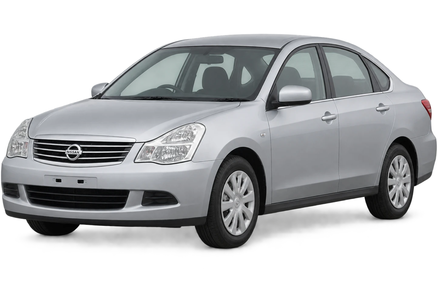 Nissan Bluebird in silver