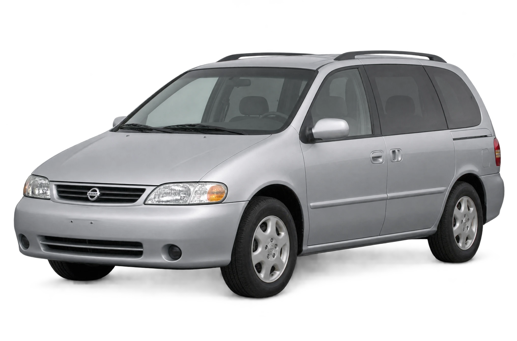 Nissan Quest in silver